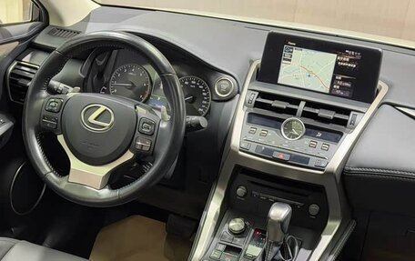 Lexus NX I, 2019 год, 3 050 000 рублей, 12 фотография