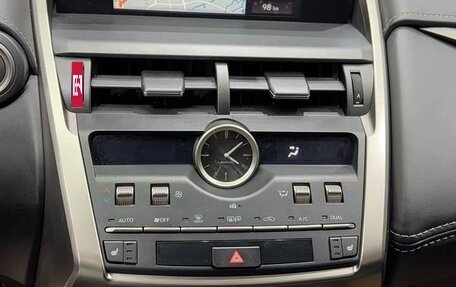 Lexus NX I, 2019 год, 3 050 000 рублей, 18 фотография