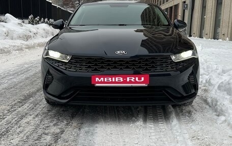 KIA K5, 2021 год, 1 950 000 рублей, 2 фотография