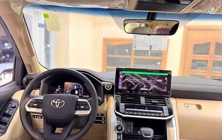 Toyota Land Cruiser, 2025 год, 13 100 000 рублей, 5 фотография