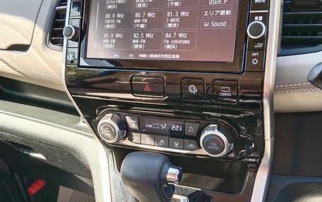 Nissan Serena IV, 2019 год, 2 190 000 рублей, 12 фотография