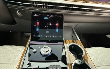 Cadillac Escalade V, 2024 год, 18 750 000 рублей, 18 фотография