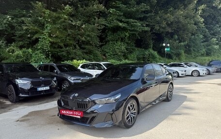 BMW 5 серия, 2023 год, 7 000 000 рублей, 2 фотография