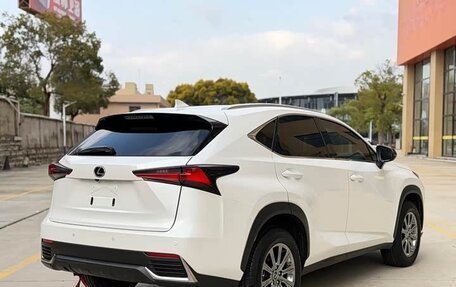 Lexus NX I, 2021 год, 3 500 000 рублей, 6 фотография