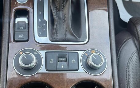 Volkswagen Touareg III, 2015 год, 2 610 500 рублей, 15 фотография