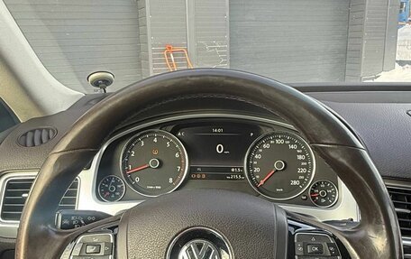 Volkswagen Touareg III, 2015 год, 2 610 500 рублей, 18 фотография