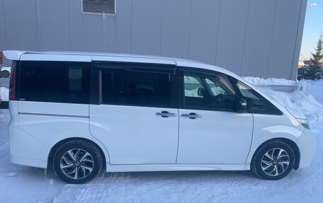 Honda Stepwgn IV, 2015 год, 2 200 000 рублей, 1 фотография