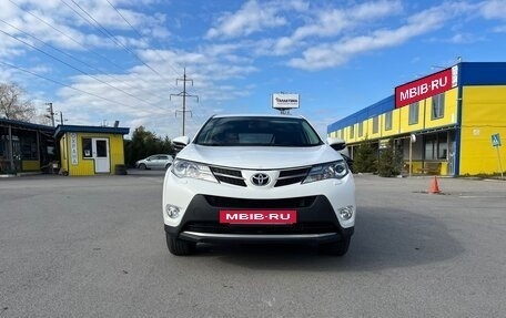 Toyota RAV4, 2013 год, 1 900 000 рублей, 3 фотография