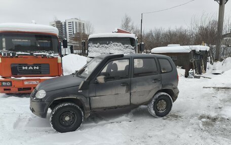 Chevrolet Niva I рестайлинг, 2011 год, 270 000 рублей, 2 фотография