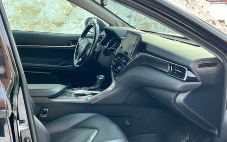 Toyota Camry, 2021 год, 3 099 000 рублей, 7 фотография