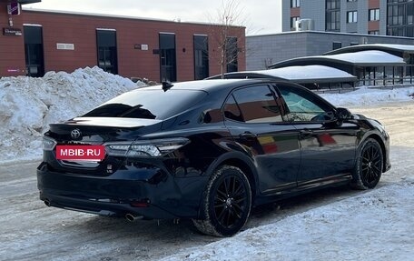 Toyota Camry, 2021 год, 3 099 000 рублей, 4 фотография