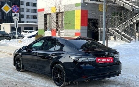 Toyota Camry, 2021 год, 3 099 000 рублей, 5 фотография