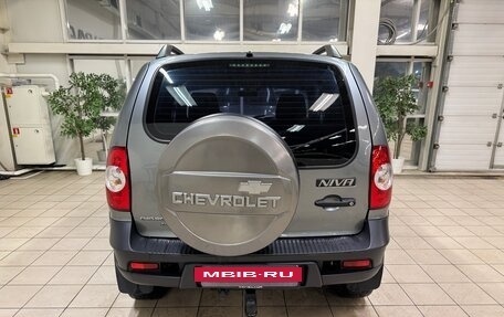 Chevrolet Niva I рестайлинг, 2016 год, 690 000 рублей, 4 фотография