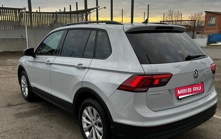 Volkswagen Tiguan II, 2019 год, 2 450 000 рублей, 4 фотография