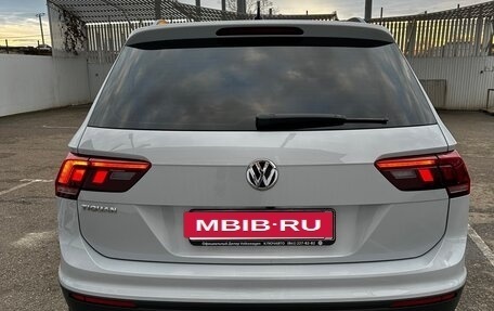 Volkswagen Tiguan II, 2019 год, 2 450 000 рублей, 5 фотография