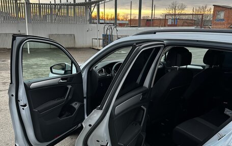 Volkswagen Tiguan II, 2019 год, 2 450 000 рублей, 12 фотография