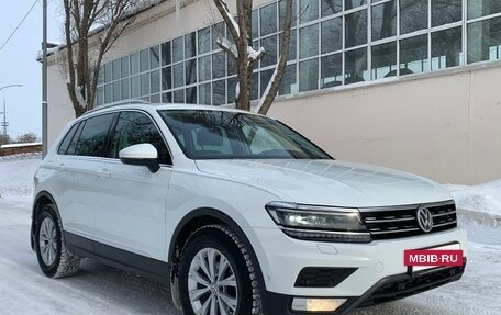 Volkswagen Tiguan II, 2016 год, 2 750 000 рублей, 3 фотография