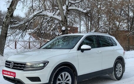 Volkswagen Tiguan II, 2016 год, 2 750 000 рублей, 4 фотография
