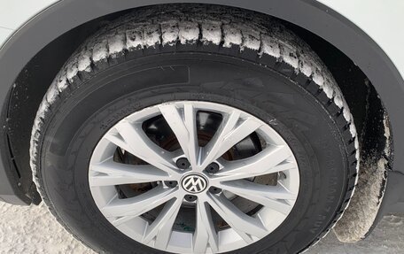 Volkswagen Tiguan II, 2016 год, 2 750 000 рублей, 16 фотография