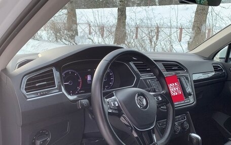 Volkswagen Tiguan II, 2016 год, 2 750 000 рублей, 18 фотография