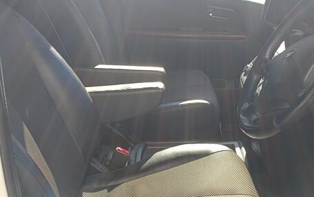 Nissan Elgrand III, 2005 год, 1 250 000 рублей, 23 фотография