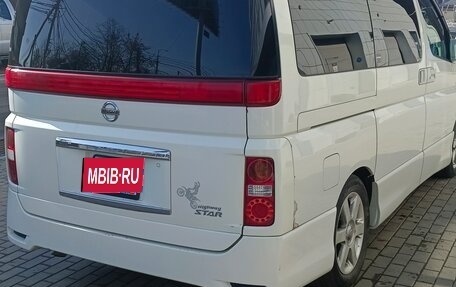 Nissan Elgrand III, 2005 год, 1 250 000 рублей, 11 фотография