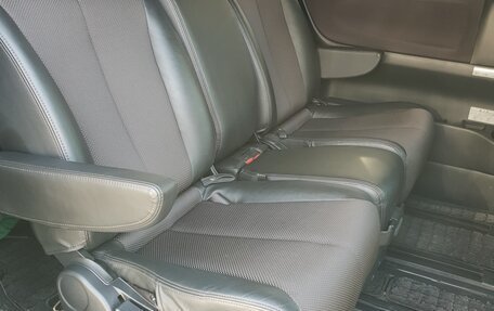 Nissan Elgrand III, 2005 год, 1 250 000 рублей, 36 фотография