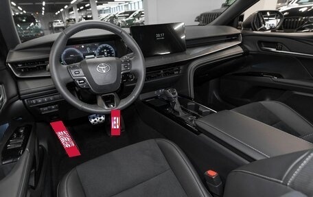 Toyota Camry, 2025 год, 4 300 000 рублей, 7 фотография