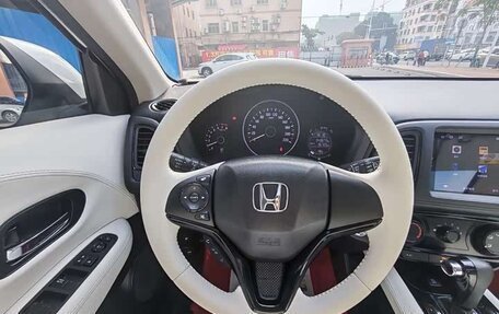 Honda Vezel, 2022 год, 1 400 000 рублей, 12 фотография