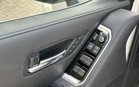 Toyota Land Cruiser, 2025 год, 15 328 800 рублей, 9 фотография