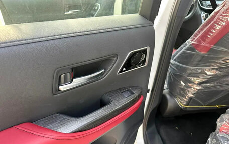 Toyota Land Cruiser, 2025 год, 15 328 800 рублей, 16 фотография