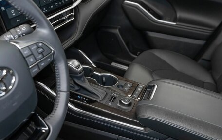 Toyota Highlander, 2025 год, 5 400 000 рублей, 19 фотография