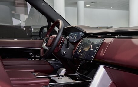 Land Rover Range Rover IV рестайлинг, 2023 год, 19 500 000 рублей, 9 фотография