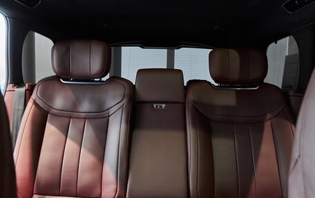 Land Rover Range Rover IV рестайлинг, 2023 год, 19 500 000 рублей, 14 фотография