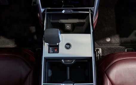 Land Rover Range Rover IV рестайлинг, 2023 год, 19 500 000 рублей, 16 фотография