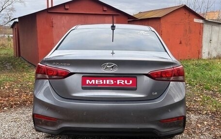 Hyundai Solaris II рестайлинг, 2019 год, 1 250 000 рублей, 1 фотография