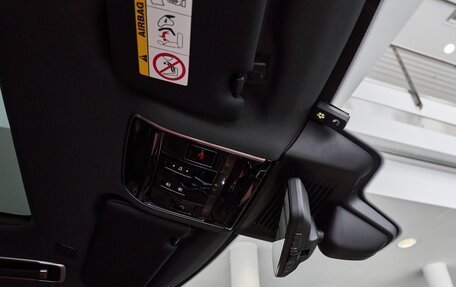 Land Rover Range Rover IV рестайлинг, 2023 год, 19 500 000 рублей, 25 фотография