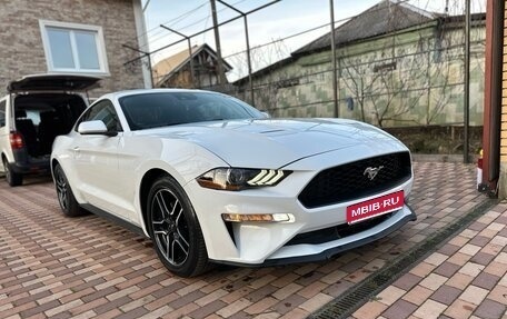 Ford Mustang VI рестайлинг, 2021 год, 3 490 000 рублей, 1 фотография