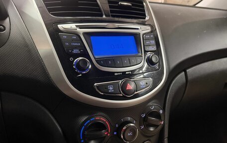 Hyundai Solaris II рестайлинг, 2012 год, 915 000 рублей, 4 фотография