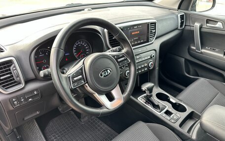 KIA Sportage IV рестайлинг, 2021 год, 2 497 000 рублей, 15 фотография