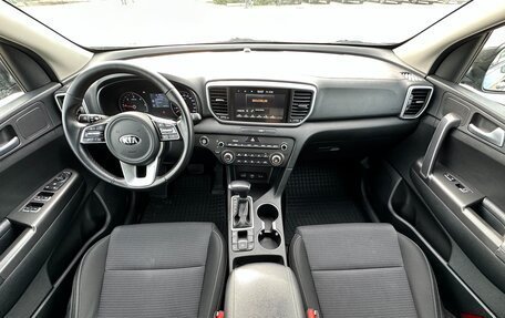 KIA Sportage IV рестайлинг, 2021 год, 2 497 000 рублей, 18 фотография