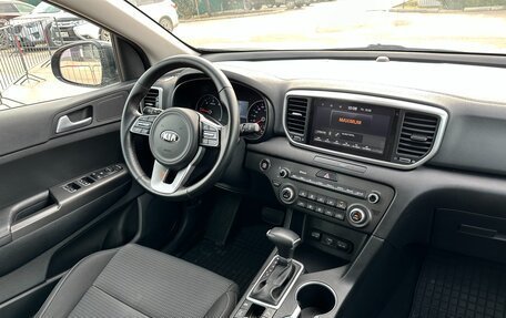 KIA Sportage IV рестайлинг, 2021 год, 2 497 000 рублей, 20 фотография