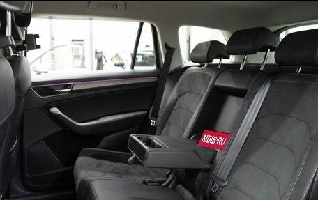 Skoda Kodiaq I, 2022 год, 3 800 000 рублей, 10 фотография