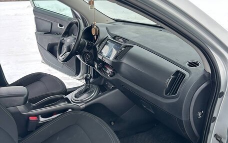 KIA Sportage III, 2011 год, 1 100 000 рублей, 13 фотография