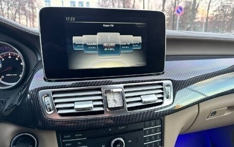 Mercedes-Benz CLS, 2011 год, 2 150 000 рублей, 15 фотография