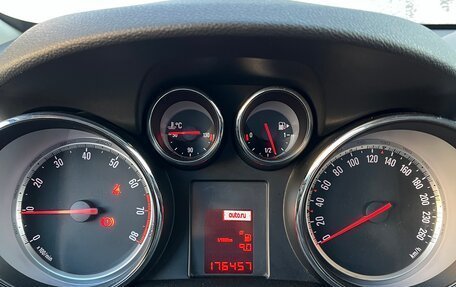 Opel Mokka I, 2013 год, 1 090 000 рублей, 15 фотография