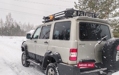 ЛуАЗ Patriot, 2012 год, 800 000 рублей, 5 фотография
