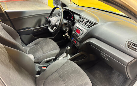 KIA Rio III рестайлинг, 2012 год, 700 000 рублей, 12 фотография