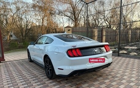 Ford Mustang VI рестайлинг, 2021 год, 3 490 000 рублей, 5 фотография