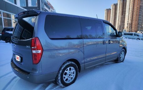 Hyundai H-1 II рестайлинг, 2011 год, 1 099 000 рублей, 6 фотография